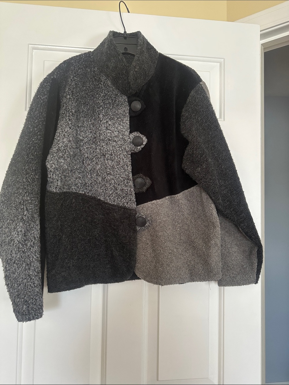 Women’s Colorblock Faux Shearling Jacket - Black & Gray large